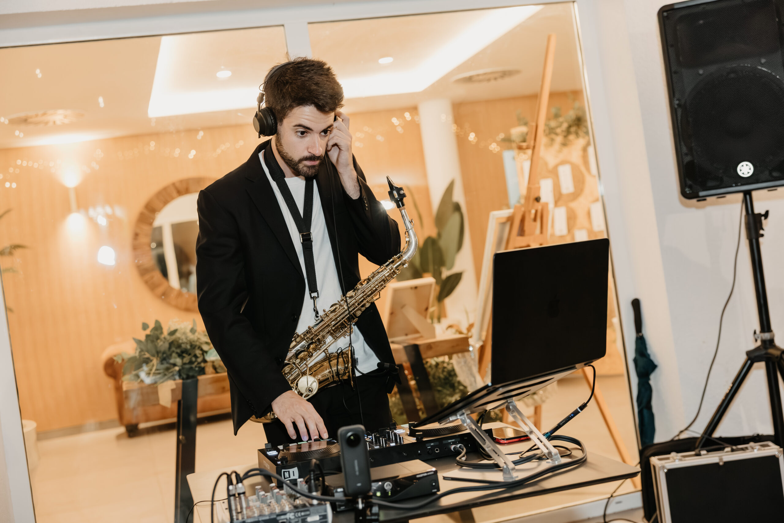 Saxofonista en boda
